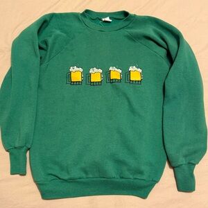 Vintage St. Patrick’s Day Green Crewneck Sweater with Beer Mug Design